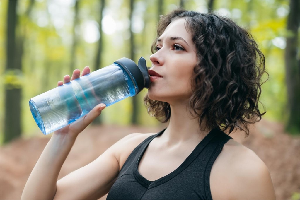 Agua ionizada: ¿Qué es y cómo utilizarla?