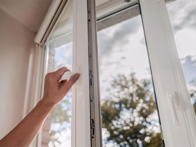 ¿Por qué se recomienda ventilar las estancias de una en una?